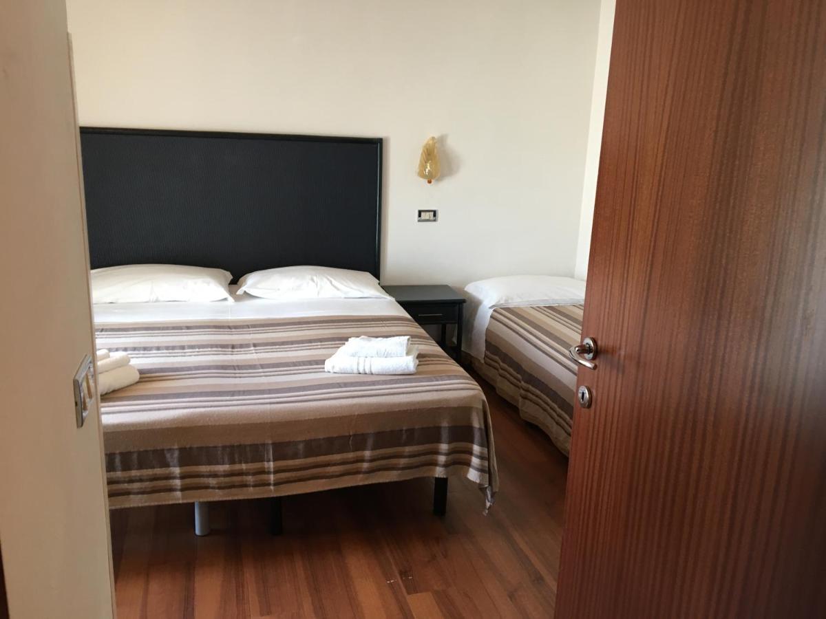 Hotel Consul - Family Hotel Riccione Esterno foto