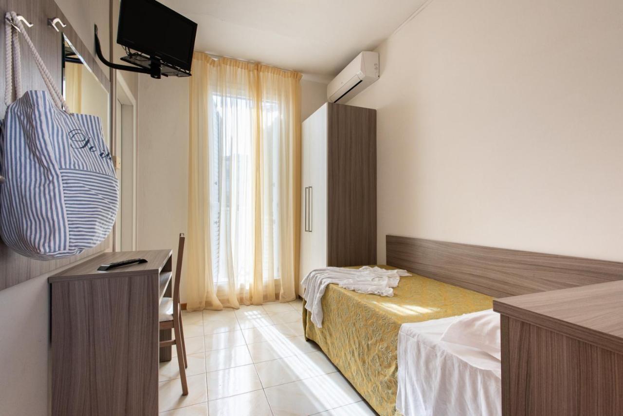 Hotel Consul - Family Hotel Riccione Esterno foto