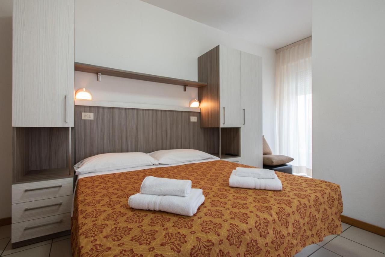 Hotel Consul - Family Hotel Riccione Esterno foto